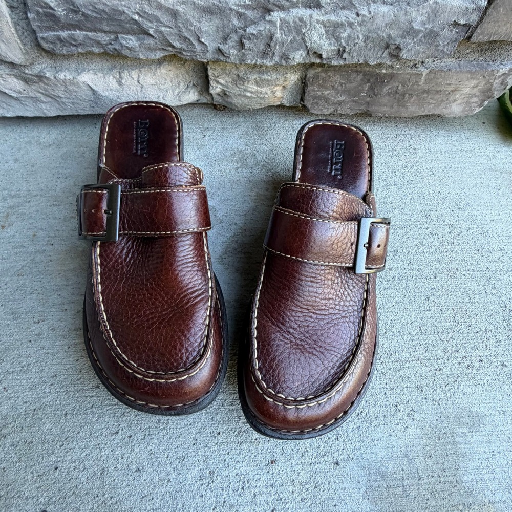 Born Womens Brown Leather Clogs Buckle Wedge Mules W6635 Size 9 40.5 Handcrafted